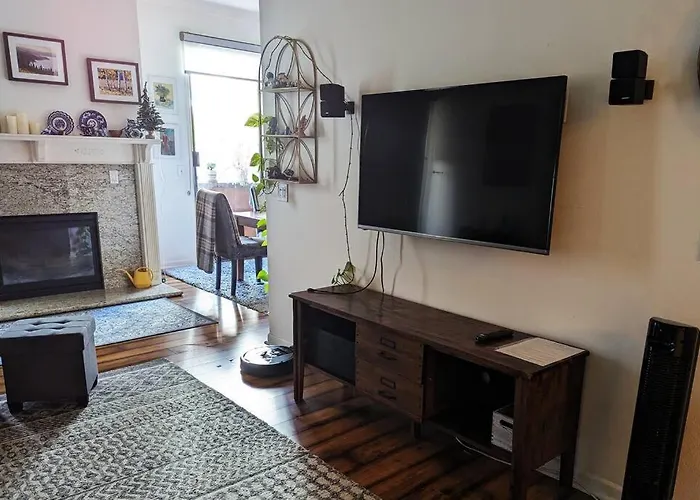 Spacious 2 Bedrooms. Prime Location
